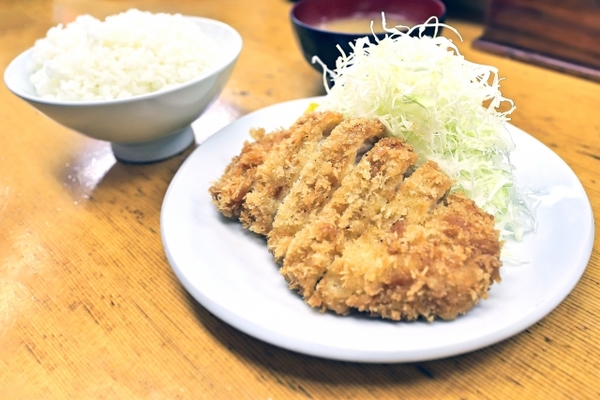 「江釣子屋」は地元民愛用の定食屋!おすすめメニューや店舗情報まとめ!のイメージ
