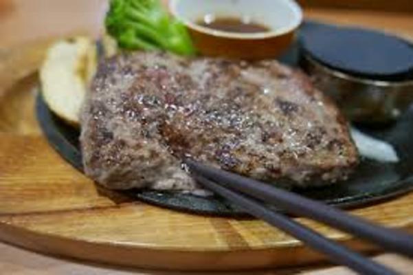 福岡「極味や」の絶品ハンバーグは必食グルメ!行列覚悟でランチに是非!のイメージ