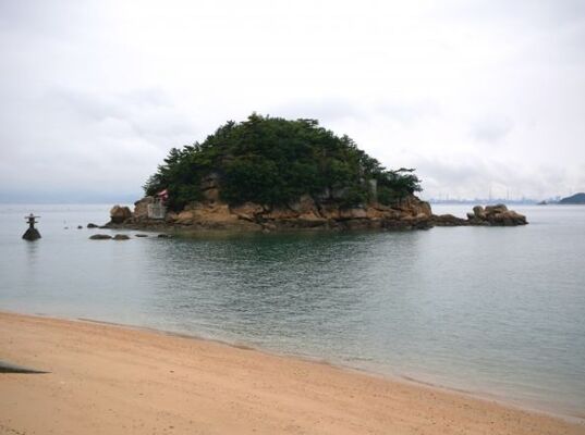 国際交流盛んな「白石島」の宿泊情報まとめ!観光スポットも紹介のイメージ