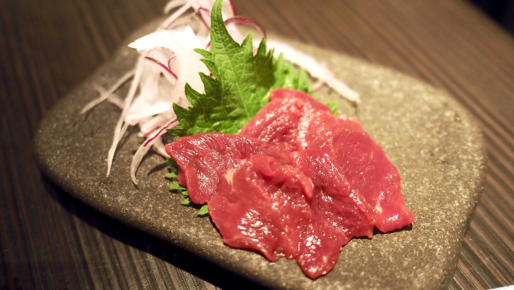 馬刺し
