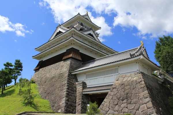 山形・上山市のシンボル「上山城」を観光！その魅力や歴史散策を紹介！のイメージ