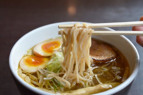 「琴平荘」は山形で1番人気のラーメン店！行列必須？人気メニューは？のイメージ