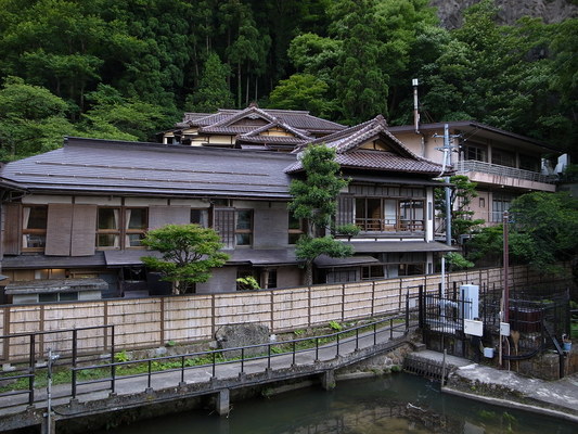 会津「東山温泉」は言わずと知れた名湯！風情ある温泉旅館17選を紹介！のイメージ