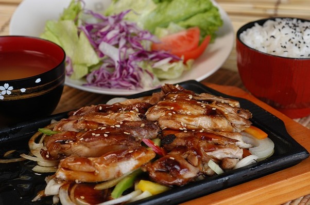 郡山の名店「フルカワ食堂」はデカ盛り&絶品の定食屋！全店舗情報も紹介！のイメージ