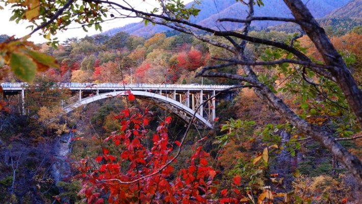東北を代表する紅葉名所「鳴子峡」へ！圧巻の絶景や見頃の時期は？のイメージ