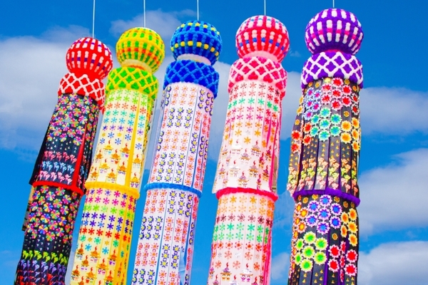1度は行きたい！東北の有名な夏祭り14選！日程や見所を解説！のイメージ