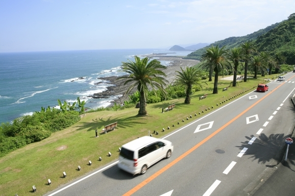 宮崎の日南海岸で絶景ドライブ！注目の観光スポットや絶品ランチを紹介！のイメージ