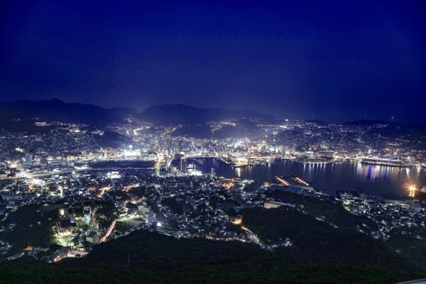 【長崎】世界も絶賛する1000万ドルの夜景！有名な定番スポット15選！のイメージ