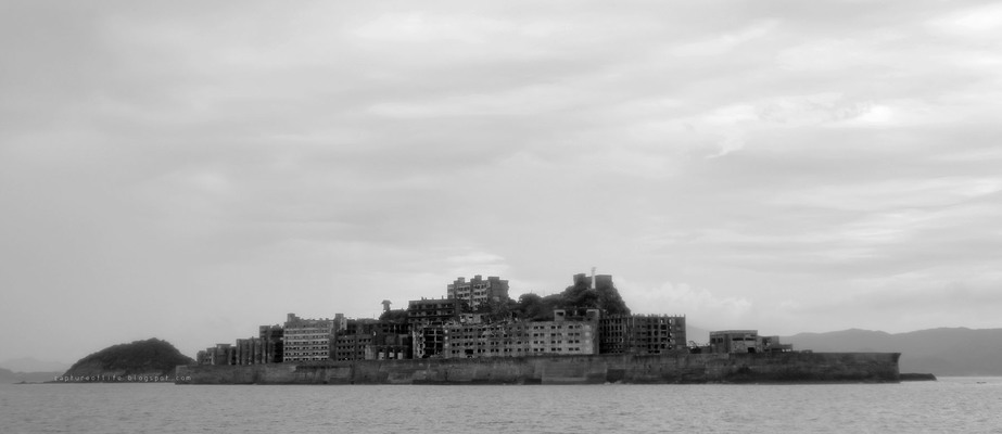 長崎の世界遺産「軍艦島」の歴史とは？強制連行や戦争との関係は？のイメージ