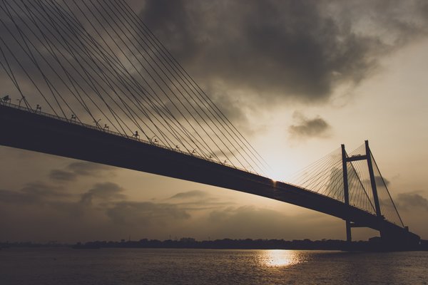 長崎「女神大橋」はライトアップの夜景が美しい！通行料金や高さは？のイメージ