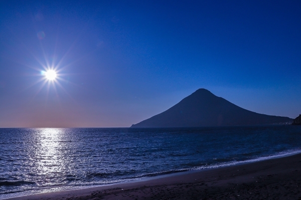 「指宿ロイヤルホテル」は錦江湾の絶景リゾート！砂風呂や食事も必見！のイメージ