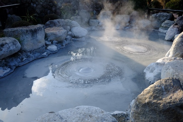 別府・鉄輪温泉の名湯「鬼石の湯」は女性必見の美肌の湯！家族風呂も！のイメージ