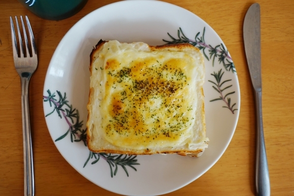 福岡の食パン専門店「むつか堂」が美味しい！店舗やカフェ情報も紹介！のイメージ
