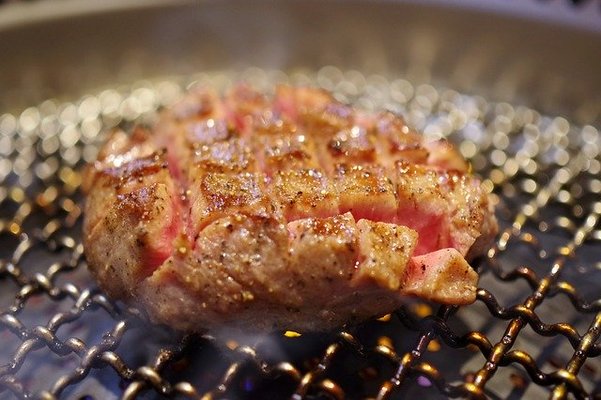 「焼肉多牛」は行列必須の名店！絶品なのにコスパ最高の人気メニューとは？のイメージ