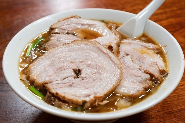 「博多らーめんShinShin」はド定番の超人気店！おすすめメニューを紹介！のイメージ
