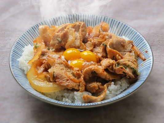 久留米「松尾食堂」は地元民愛する老舗食堂！肉丼やカツ丼が旨すぎる！のイメージ