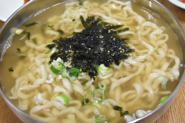 福岡「釜喜利うどん」で絶品うどんとお酒を楽しむ！メニュー情報を紹介！のイメージ