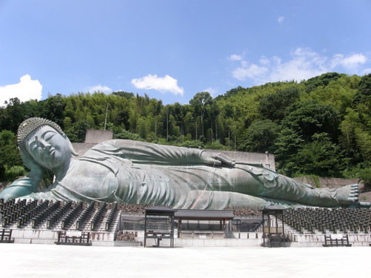 福岡・篠栗町「南蔵院」には世界最大の涅槃像！金運最強パワースポット！のイメージ