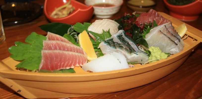 福岡赤坂にある居酒屋「さきと」は新鮮な海鮮と豊富な日本酒が旨い名店！のイメージ