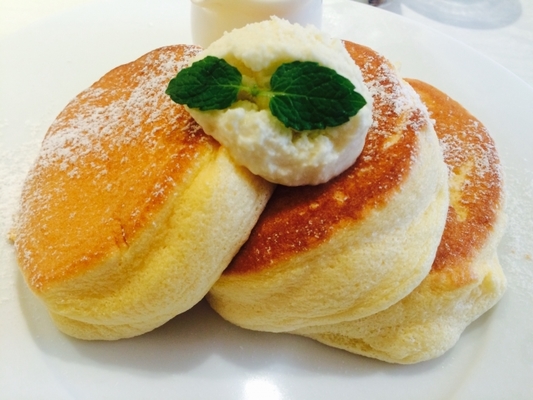 「幸せのパンケーキ広島店」は行列必須の人気店！メニュー&混雑情報！のイメージ
