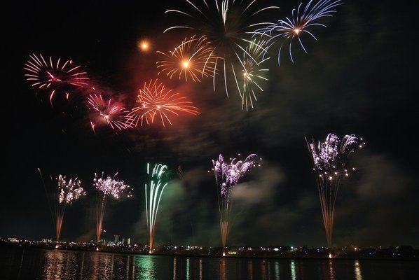 広島で有名なおすすめ夏祭り15選！三大祭りや花火大会などまとめ！のイメージ