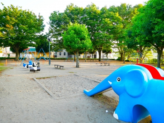 鳥取のおすすめ公園17選！大型遊具やアスレチックを子供と一緒に楽しもう！のイメージ