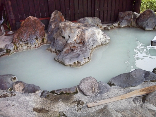 「君田温泉 森の泉」で温泉やコテージ宿泊を満喫！食事や料金情報も解説！のイメージ