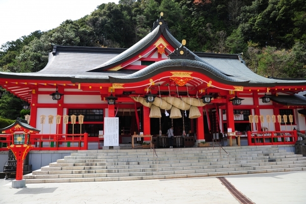 島根「太皷谷稲成神社」へ千本鳥居を潜って参拝！御朱印やご利益を解説！のイメージ