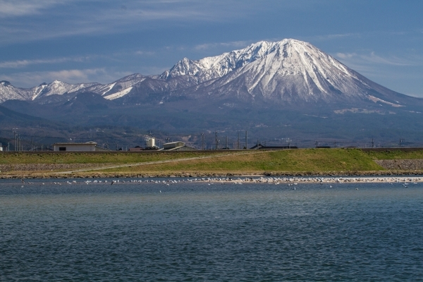 鳥取の名峰「大山」の登山ガイド決定版！ルート情報や難易度を徹底解説！のイメージ