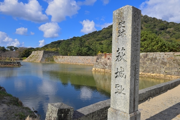 萩城の歴史や見所は？世界遺産の城下町や食べ歩きスポットも紹介！のイメージ