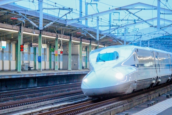岡山から福岡の移動手段まとめ！博多・小倉までの各交通機関の料金と所要時間を徹底解説のイメージ